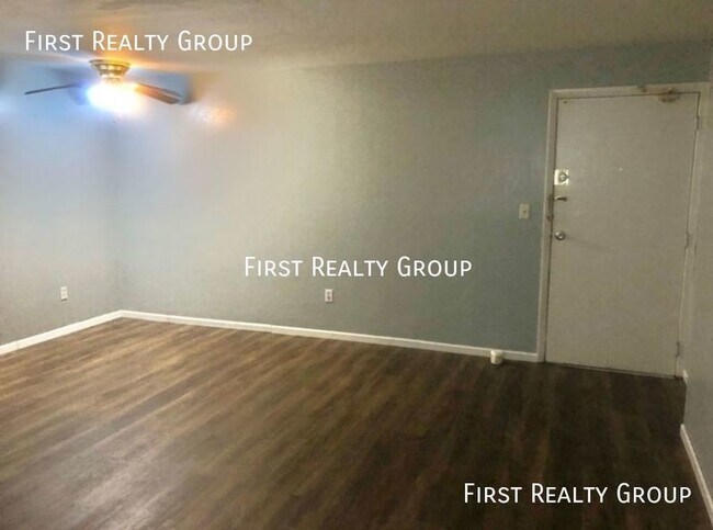 Foto del edificio - Move In Special, $100 OFF September Rent, ...