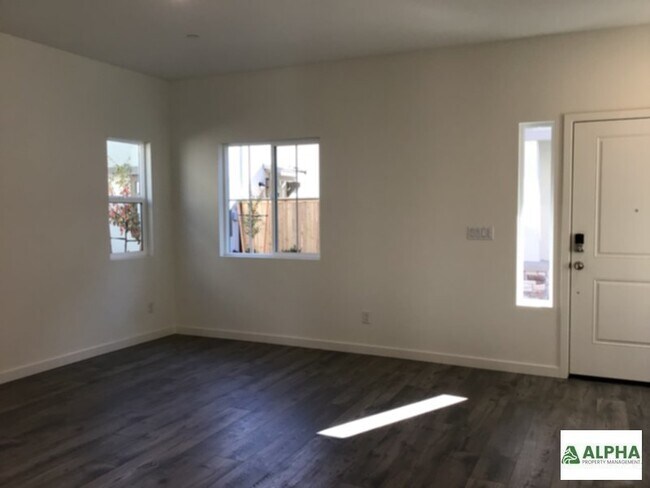 Building Photo - Solar powered smart home .