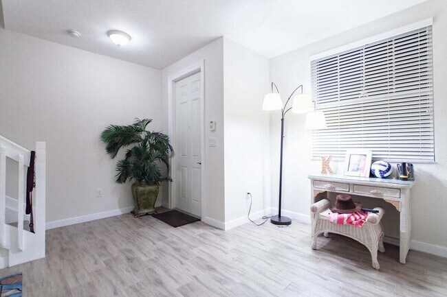 Foto del edificio - 433 Amador Ln