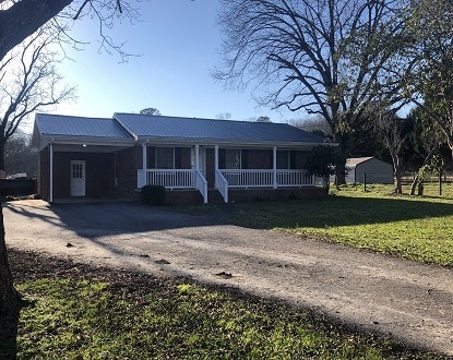 Primary Photo - 531 Treadwell Rd