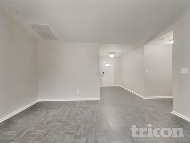 Foto del edificio - 295 New Castle Ln