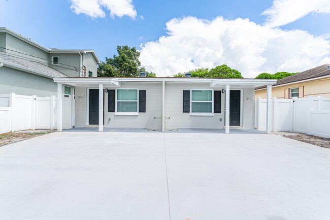 Foto del edificio - 2613 W Cypress St