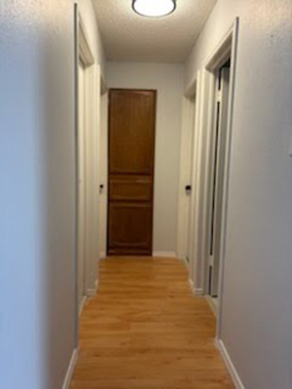 Foto del edificio - 5922 Lakedale St