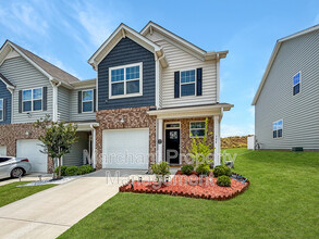 Building Photo - 324 E Compass Wy
