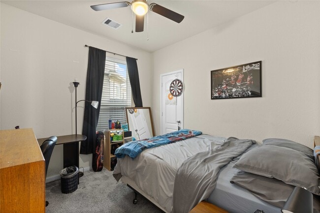 Foto del edificio - 9814 Mls Orch Dr