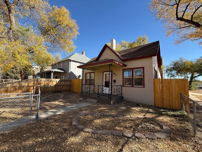 Building Photo - Move In Ready Home on Weber