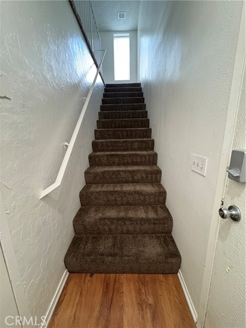 Building Photo - 9405 Mesa Verde Dr