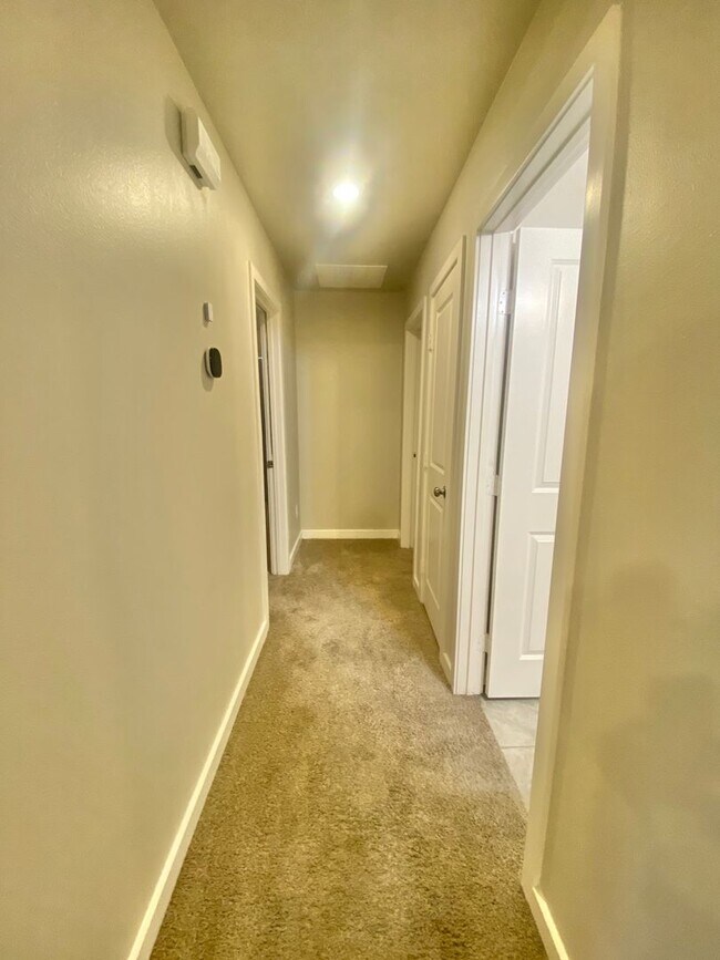 Building Photo - Great 3/2/2 in Frenship