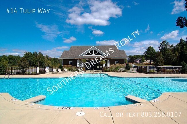 Building Photo - 414 Tulip Way