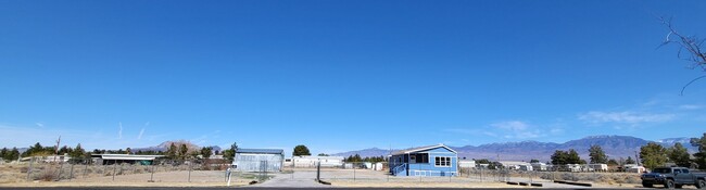 Building Photo - CAL VEGAS RANCHOS - W. Irons