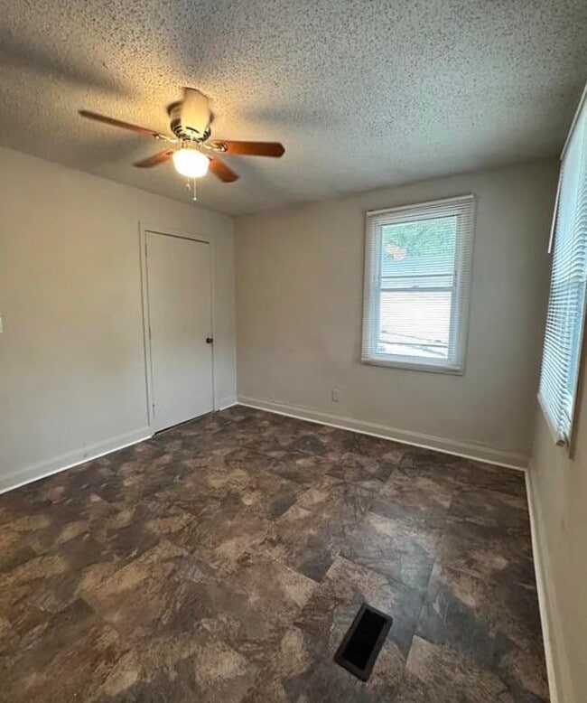 Dormitorio 1 - 110 Rebecca St