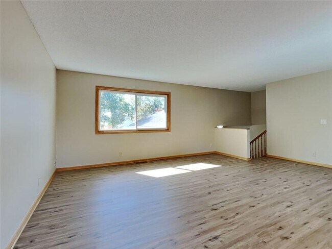 Building Photo - 13155-192 1/2 192 1/2 Ln NW
