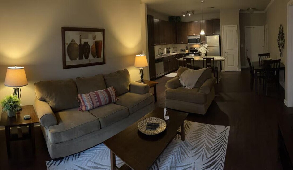 Foto principal - 460 Seven Farms Drive