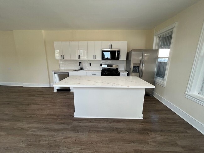 Foto del edificio - 423 Righter St