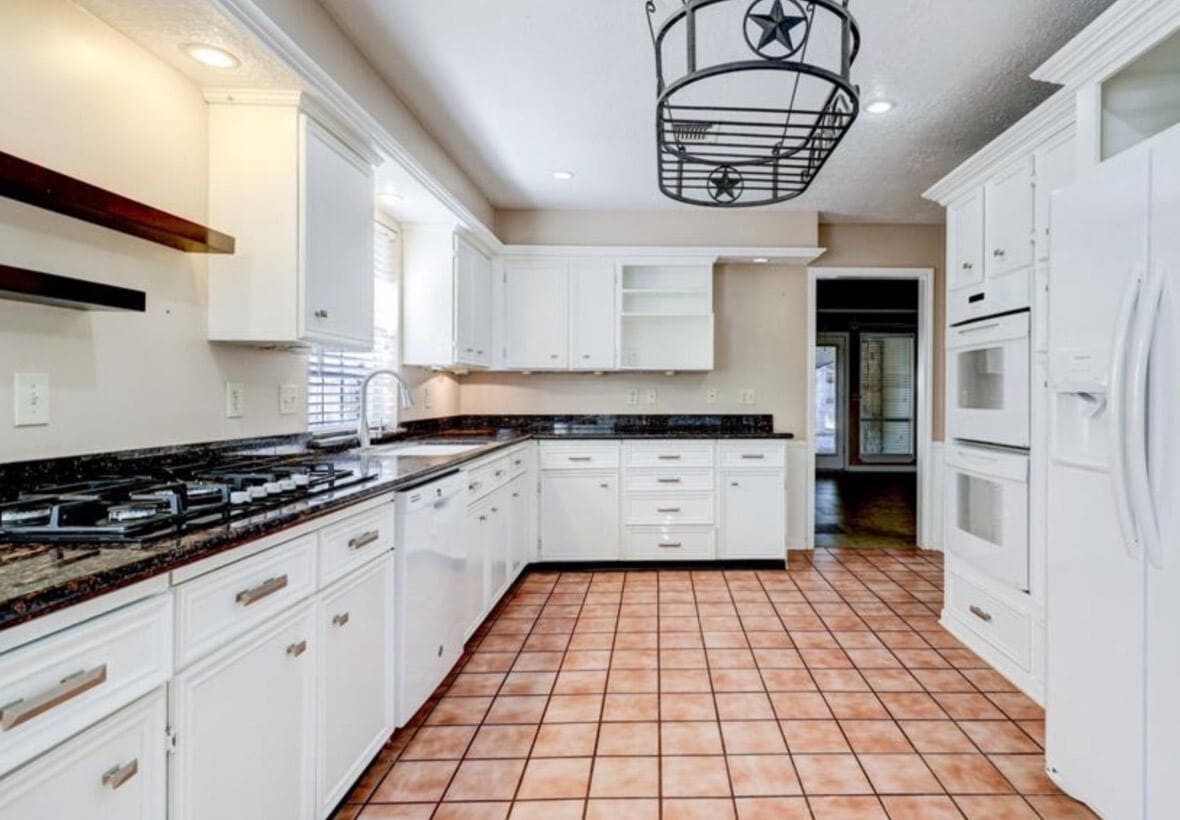 Building Photo - 735 Talmalge Hall Dr