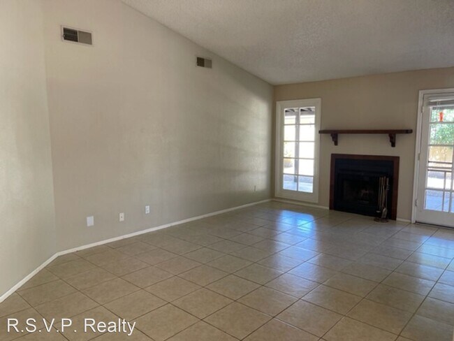 Building Photo - 3 br, 2 bath House - 3782 E. Acoma Drive