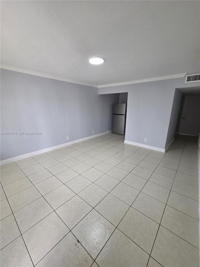 Foto del edificio - 11005 SW 1st St