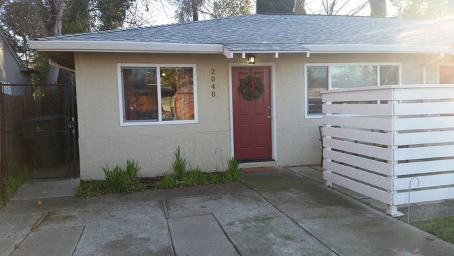 Building Photo - 2040 15th Ave