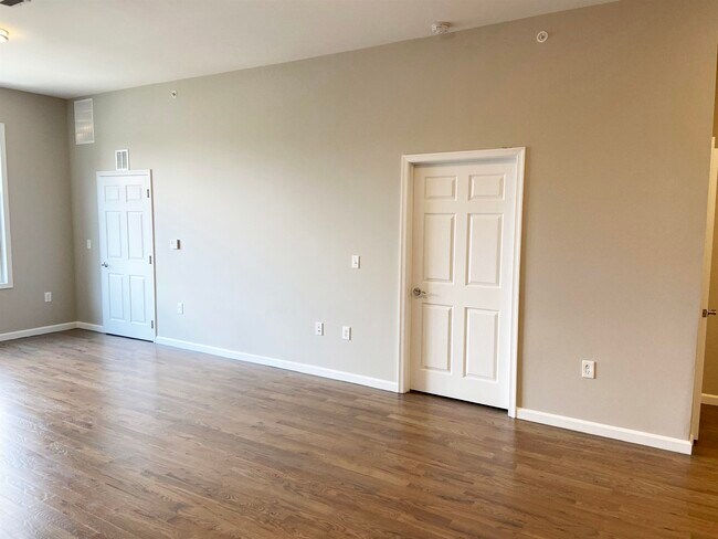 Foto del edificio - 195 Ave E