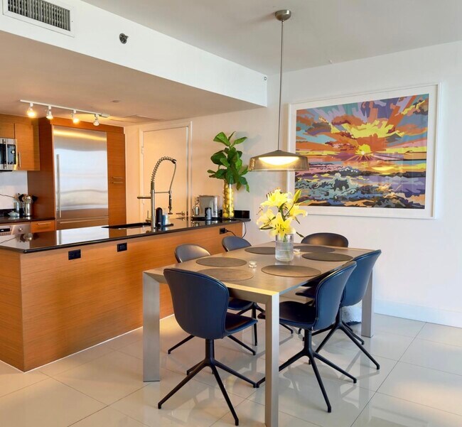 Building Photo - 50 Biscayne Blvd