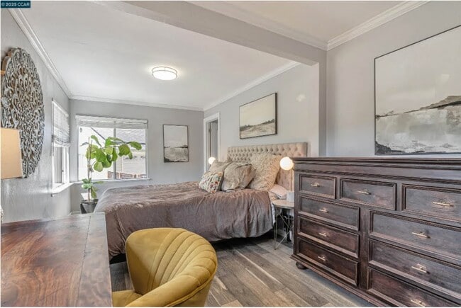 Photo - 2230 Pomona Ave House