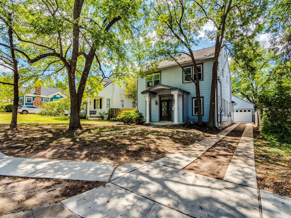 Foto principal - 819 Harris Ave
