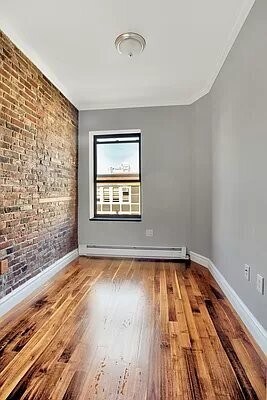 Building Photo - 124 Ridge St