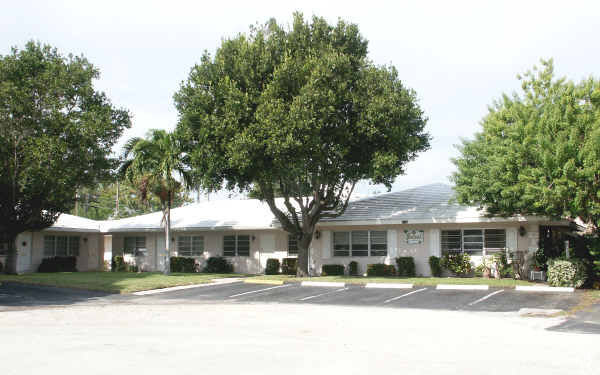 Building Photo - Sabal Apartments