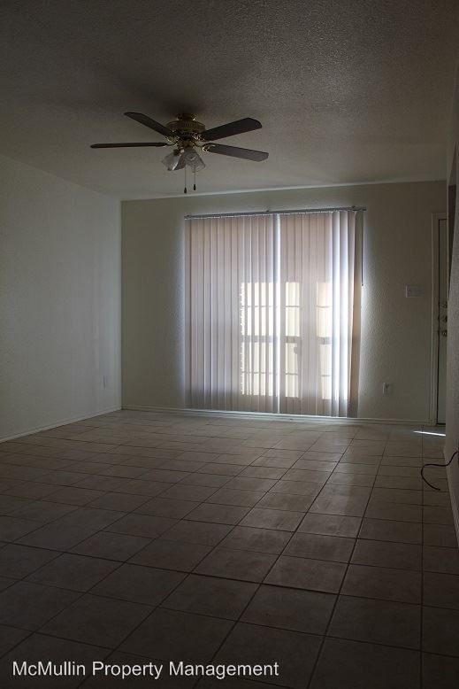 Building Photo - 4400 Jeff Scott Dr