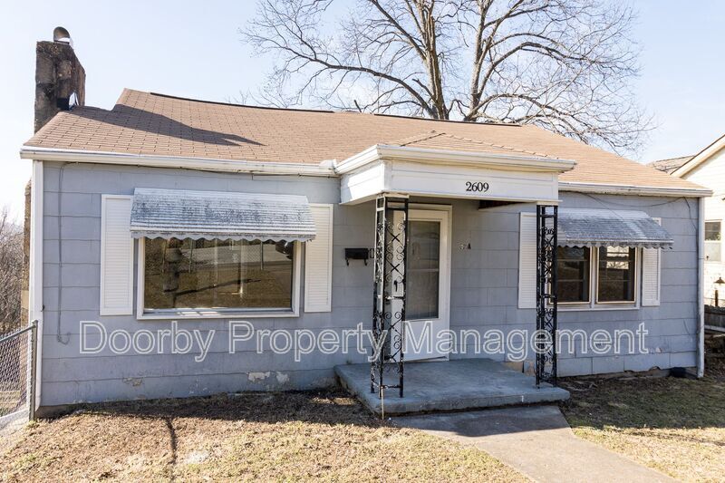 Primary Photo - 2609 14th Ave