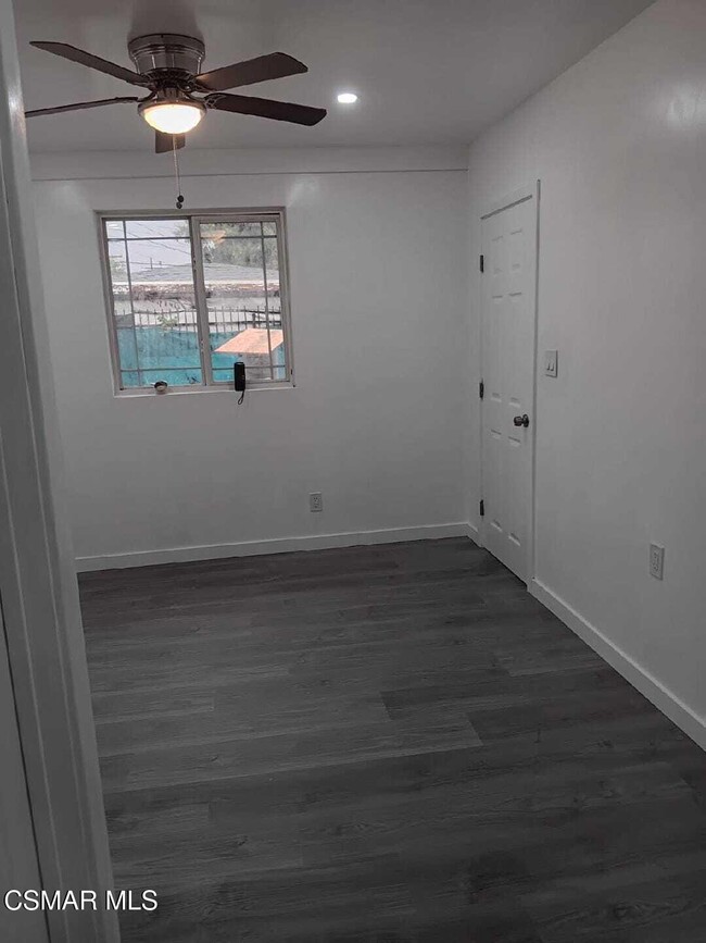 Building Photo - 2023 W 77th St