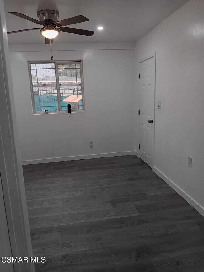 Foto del edificio - 2023 W 77th St