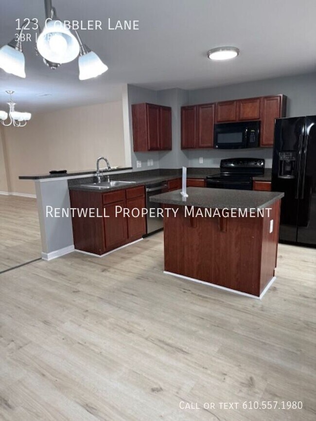 Foto del edificio - 123 Cobbler Ln