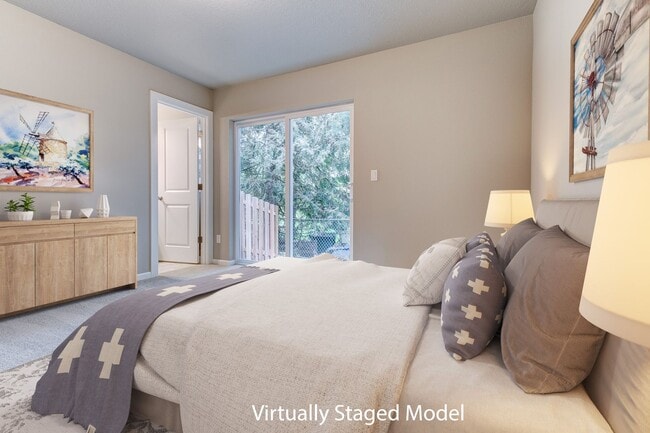 Building Photo - Air Conditioning! Beautiful Newer Construction Home!  3 Master Bedrooms!