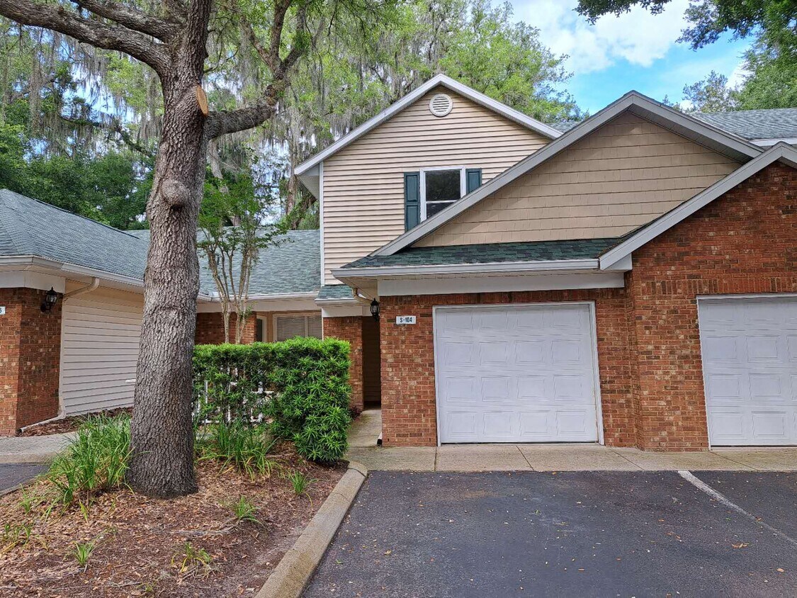Foto principal - 13200 W Newberry Rd