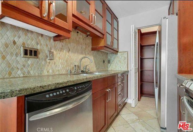 Foto del edificio - 1154 S Barrington Ave