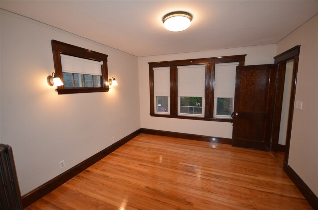 Foto principal - 77 Walk Hill St