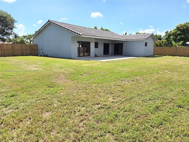 Foto del edificio - 22056 SW 128th Ct