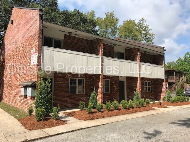Foto del edificio - 2447 Brownlee St