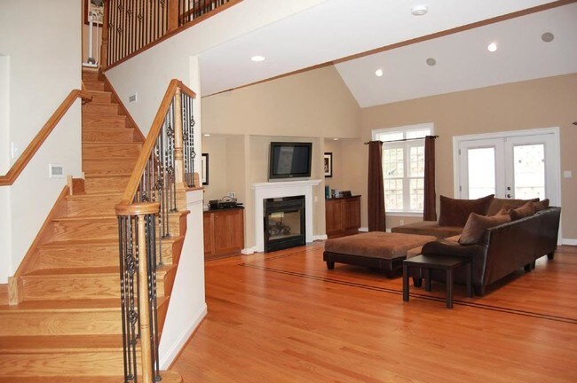 Building Photo - 16 Taylors Mill Ln