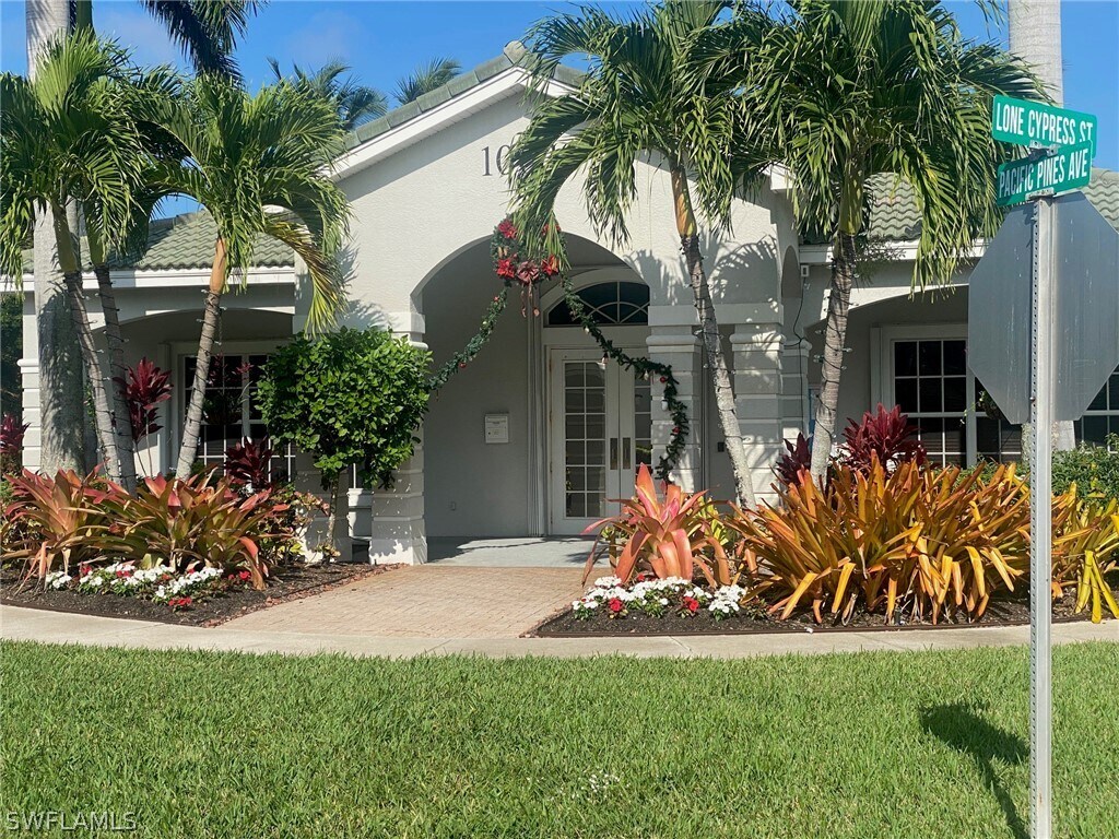 Primary Photo - 10103 Spyglass Hill Ln