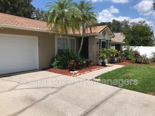 Foto del edificio - 16214 Pebblebrook Dr