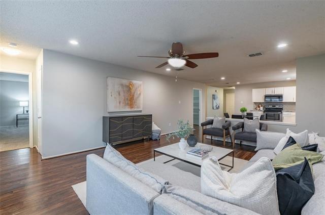 Foto del edificio - 1637 Thornhill Ln