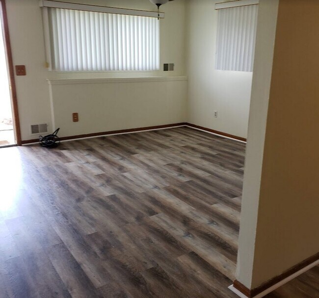 Foto del edificio - 521 N Scott St
