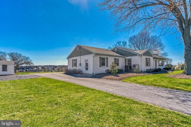 Foto del edificio - 4807 Bartholows Rd