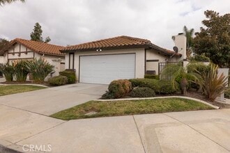 Building Photo - 4765 Mayten Ct