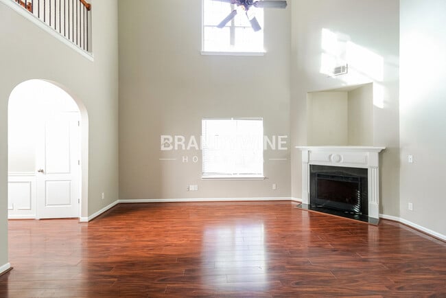 Foto del edificio - 152 Tyre Dr