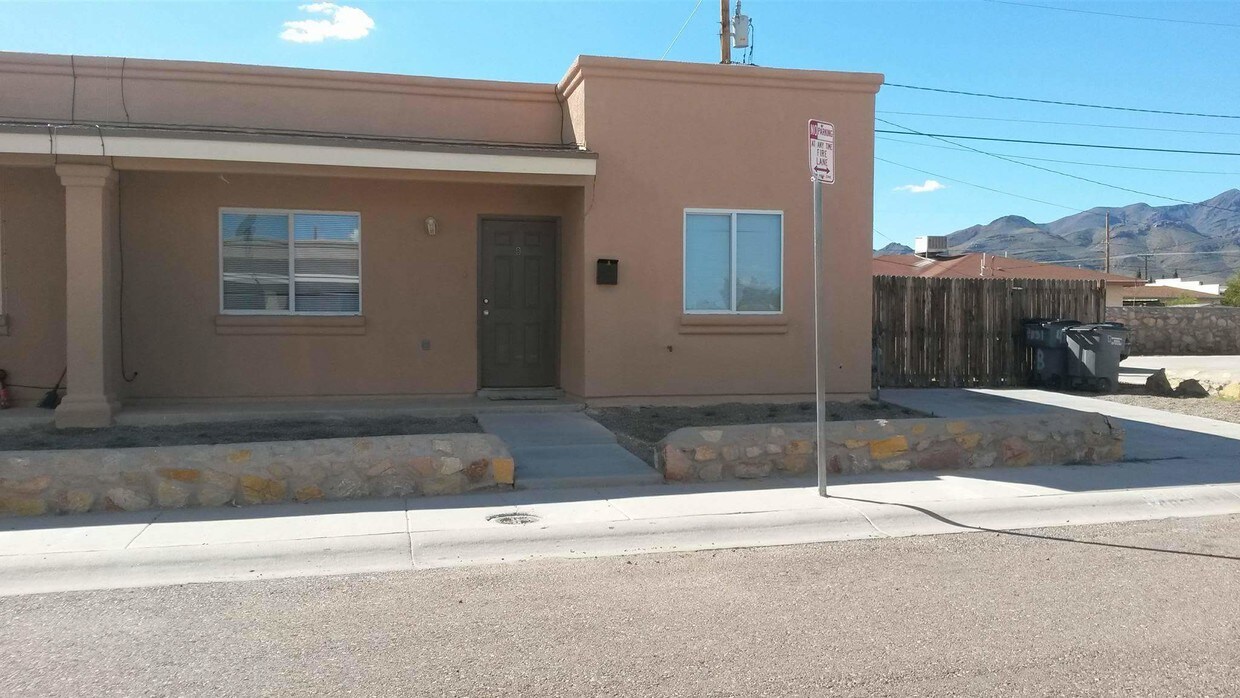 Primary Photo - 4831 Apollo Ave