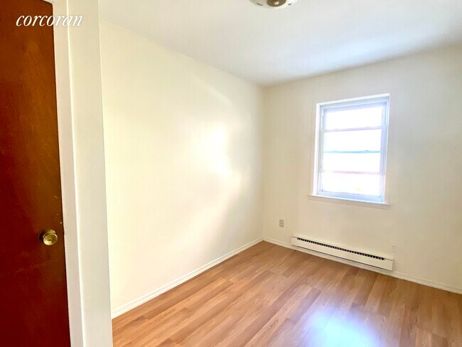 Foto del edificio - 40-30 77th St