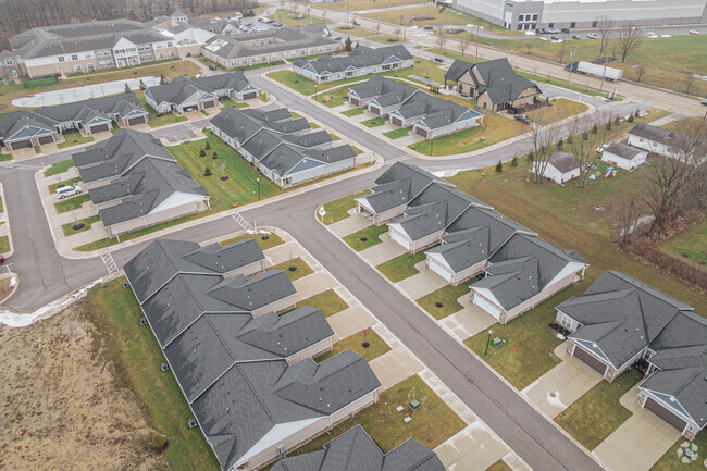 Foto del edificio - The Villas at Bakers Ridge